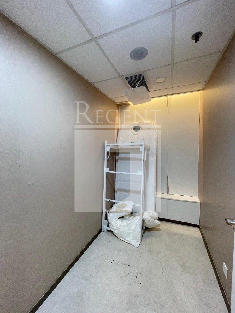 HANG SHUN COMMERCIAL BUILDING (恆信商業大廈)-RGP7958641